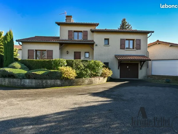 Maison 5 pièces 120 m²