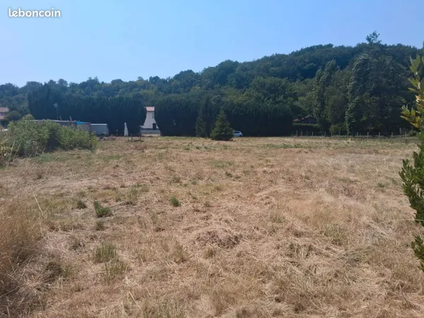 Terrain 2350m2 constructible