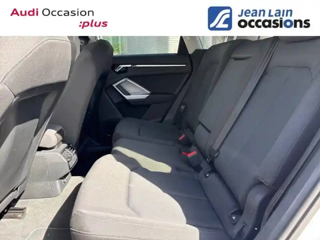 Audi Q3 45 tfsi 230 ch s tronic 7 quattro — photo 17