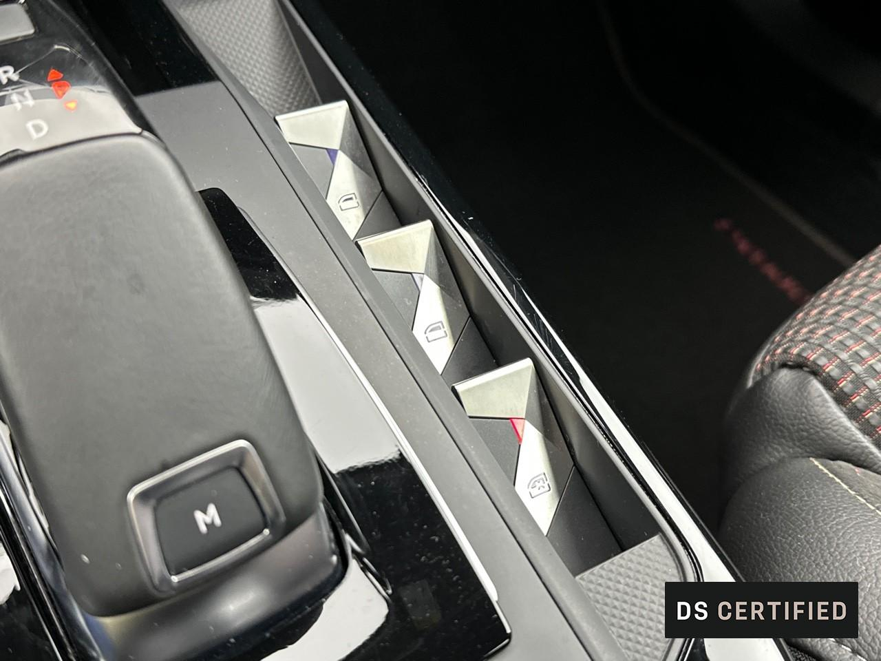 Ds Ds 3 crossback puretech 155 eat8 performance line+ — photo 33