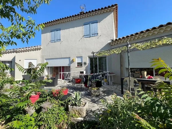 Maison 6 pièces 156 m²