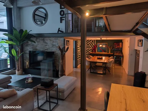 ❤️❤️❤️superbe loft industriel DPE C❤️❤️❤️