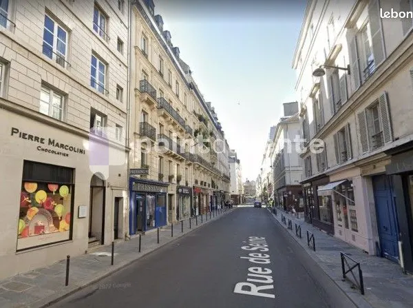 Commerce habillement/textile 25 m²