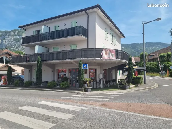 Boutique 151 m² Collonges sur saleve