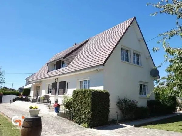Maison 8 pièces 166 m²