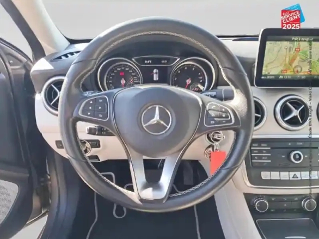Mercedes Classe A 180 sensation 7g-dct — photo 12