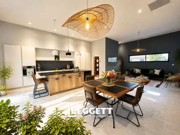 Maison de plain-pied 4 pièces 144 m²