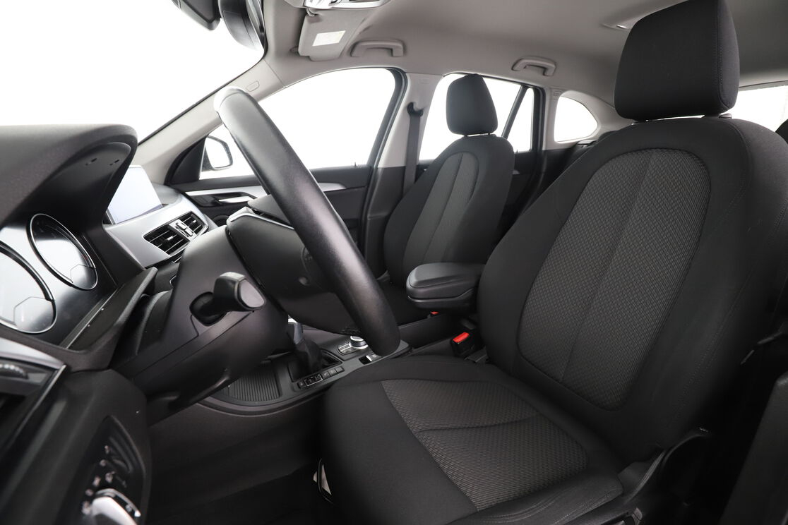 BMW X1 xDrive25e Business Design BVA6 — photo 9