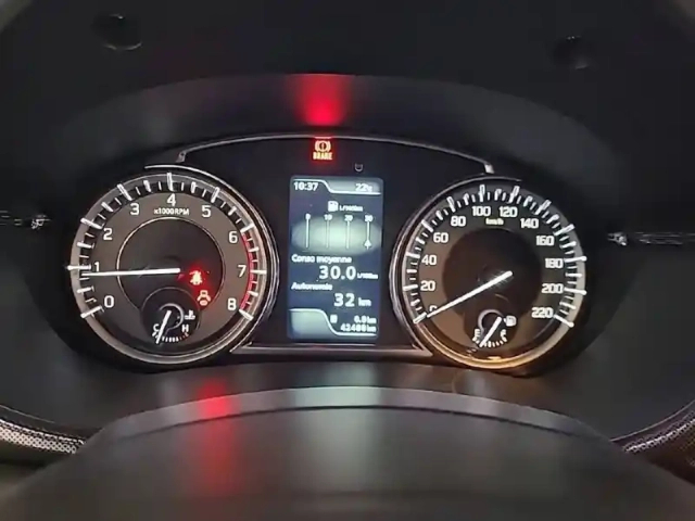 Suzuki Vitara 1.0 boosterjet — photo 36