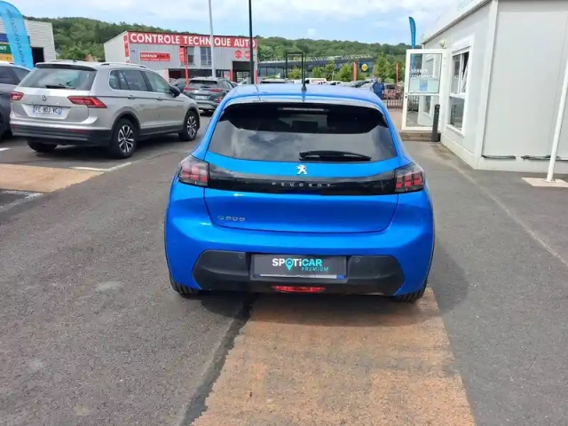 Peugeot 208 electrique 50 kwh 136ch — photo 6