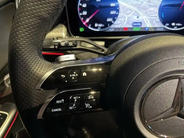 Mercedes Glc 300 e hybrid eq 4matic — photo 10