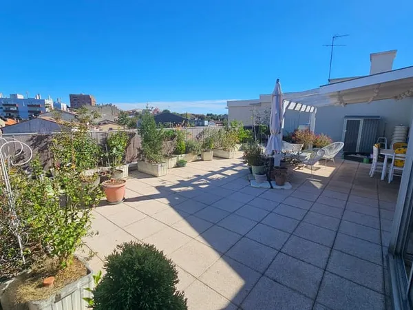 Appartement 3 pièces 97 m²