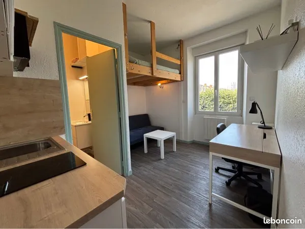 T1 meublé rénové avec mezzanine - Rennes Centre - 16m2