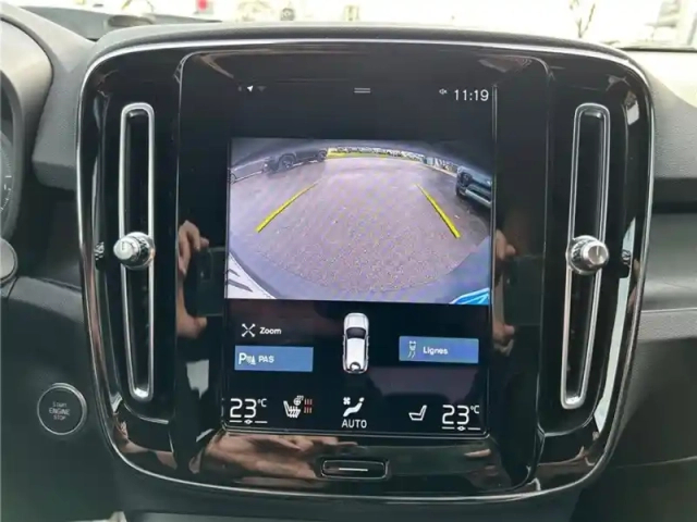 Volvo Xc40 t5 recharge 180+82 ch dct7 — photo 109