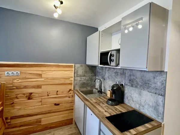 Studio entièrement rénové