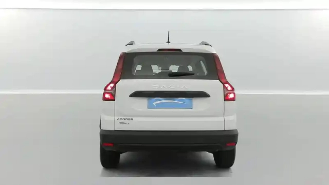 Dacia Jogger tce 110 5 places gsr2 — photo 14