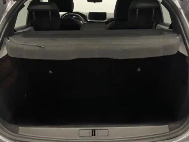 Peugeot 208 e- 136ch style — photo 10