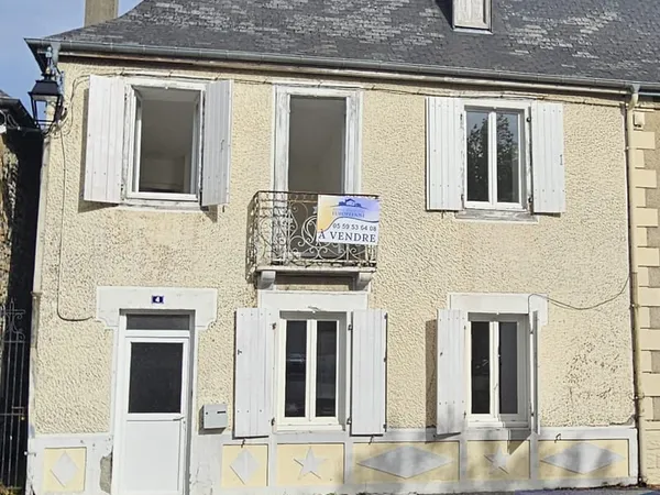 MAISON DE VILLE EN HYPER-CENTRE