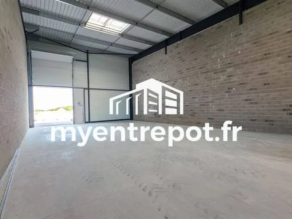 Local d'activité 238 m²