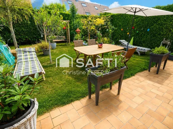 Au calme: Maison 4 chambres, garage et jardin