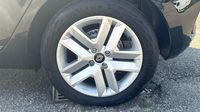 Renault Clio 1.5 Blue dCi 100ch Evolution - 24 — photo 11