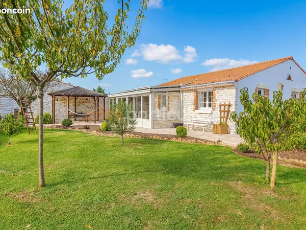 Propriété 4 pièces 113 m²