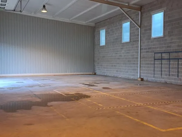 Local d'activité 430 m²