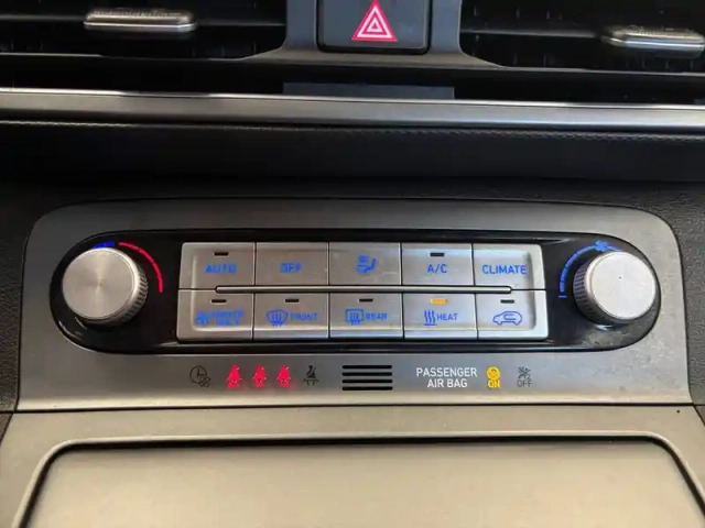 Hyundai Kona electrique 64 kwh - 204 ch — photo 22