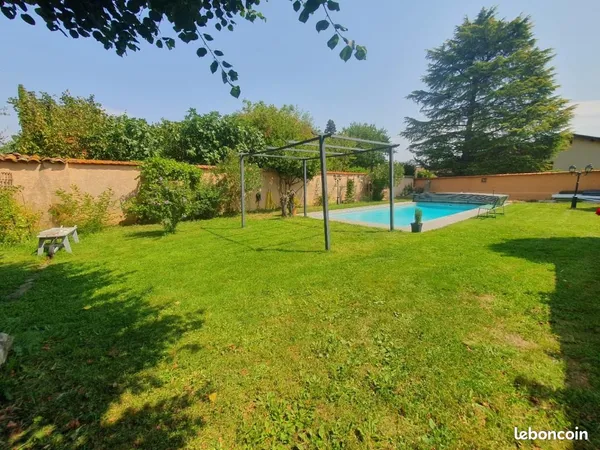 Maison 6 pièces 150 m²