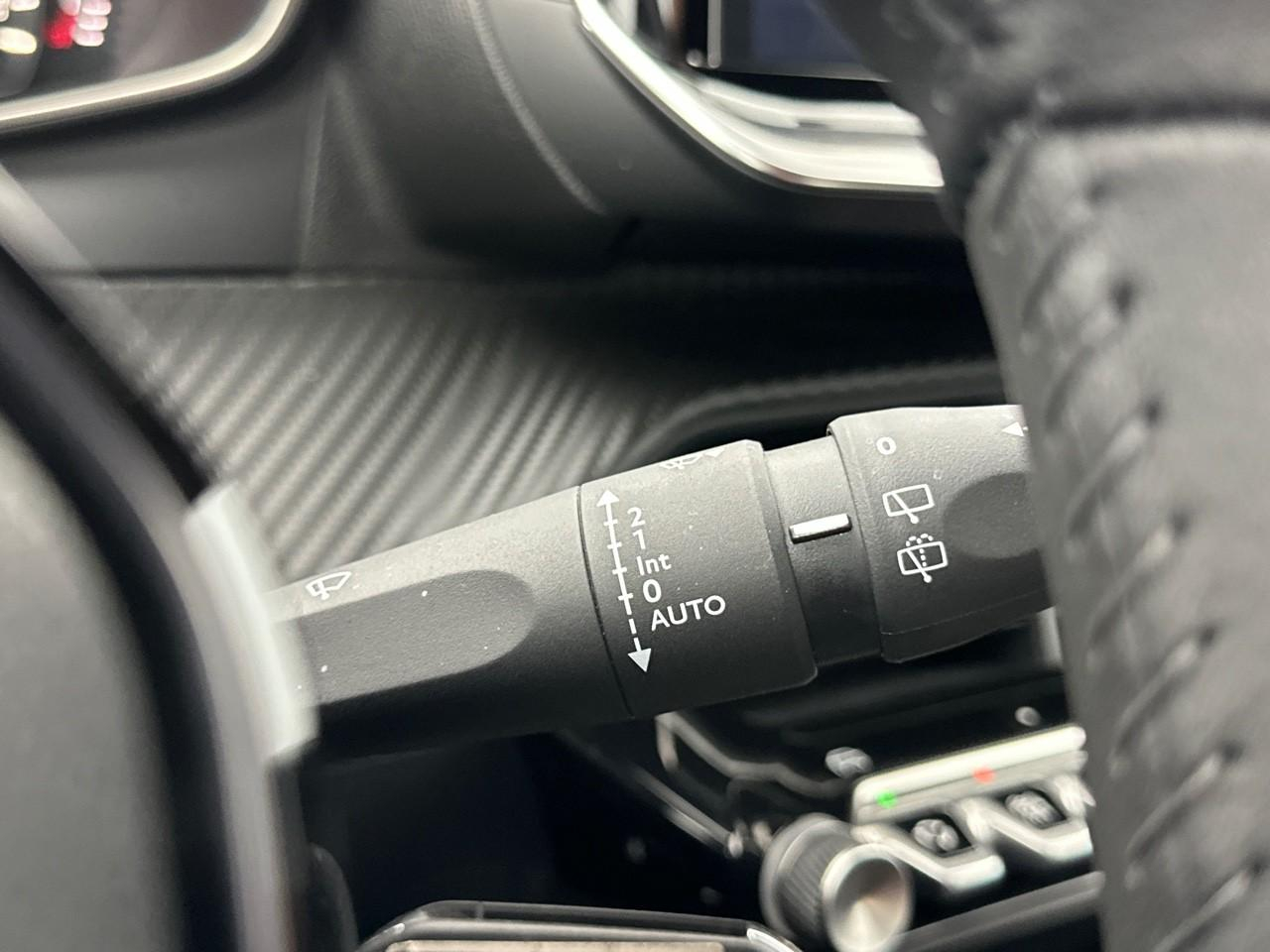 Peugeot 2008 100 s&s bvm6 style — photo 18