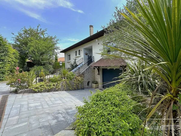 Maison 5 pièces 177 m²