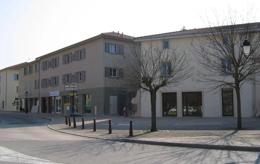 Photo 1