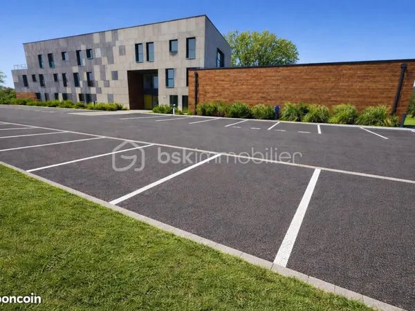 Local 1 383 m²