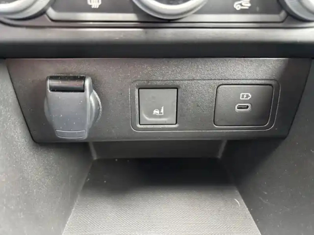 Dacia Jogger 1.0 tce 110ch extreme 7 places -24 — photo 22
