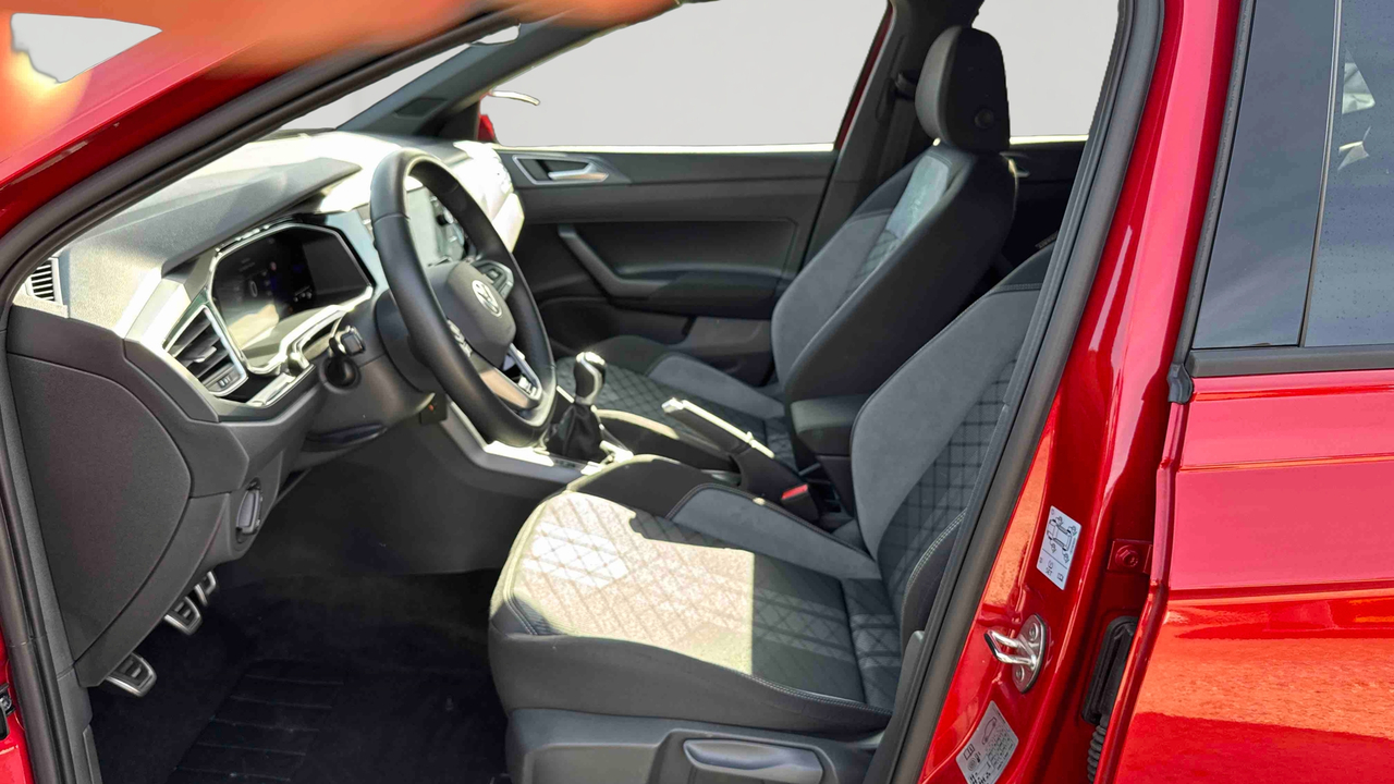 Volkswagen Polo 1.0 TSI 95 S&amp;S BVM5 — photo 17