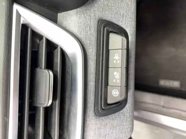 Renault Clio tce 90 ch gsr2 — photo 21