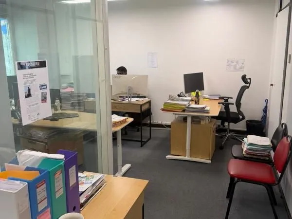 Bureaux 195 m²