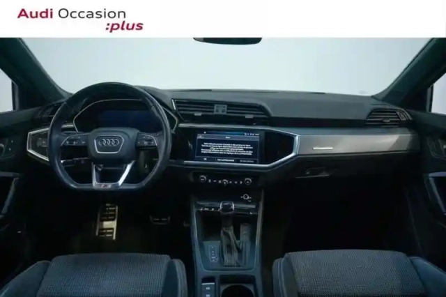 Audi Q3 35 tdi 150 ch s tronic 7 s line — photo 2