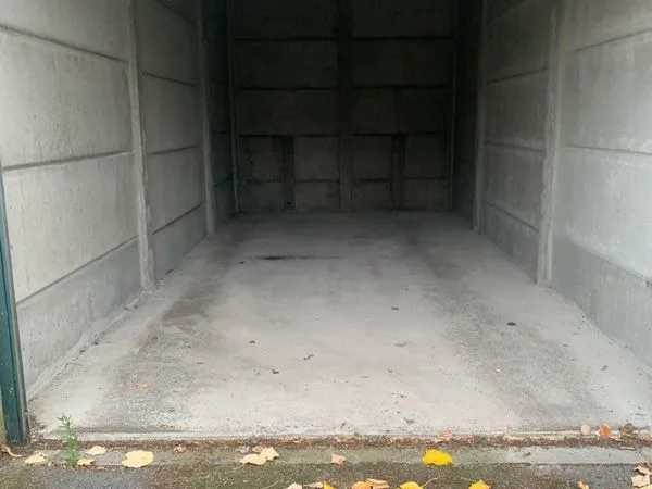Vente garage halluin zone calme