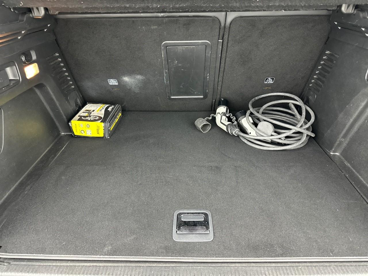 Peugeot 3008 hybrid 225 e-eat8 gt pack — photo 6