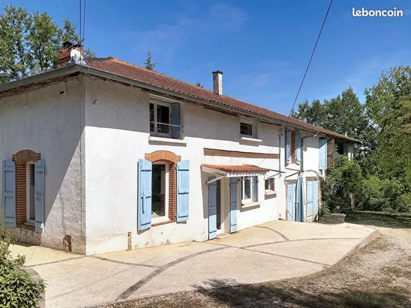 Propriété 7 pièces 248 m²