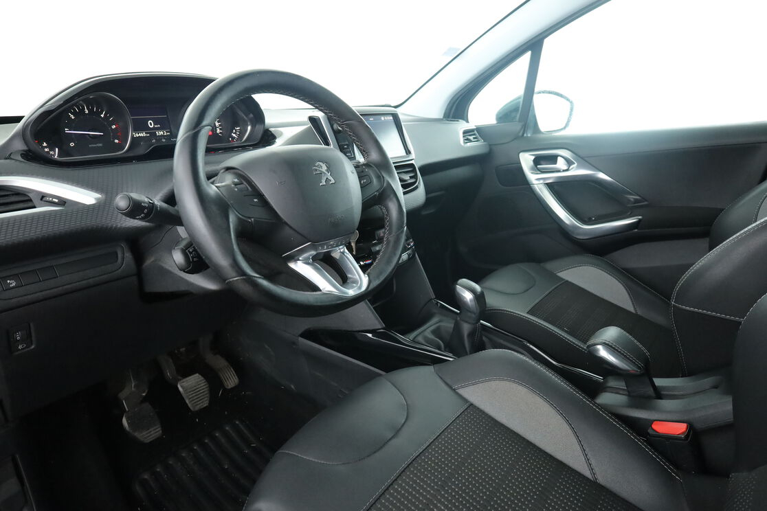 Peugeot 2008 1.6 Blue-HDi Allure — photo 10