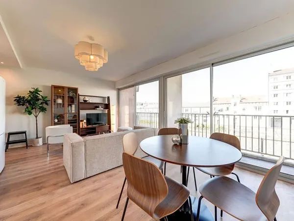Appartement 5 pièces 109 m²