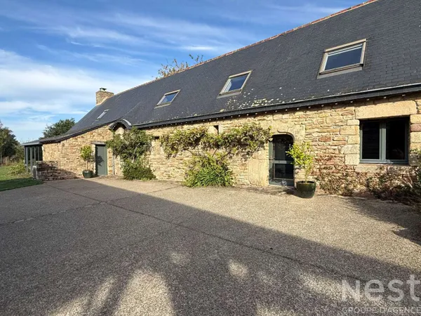 Maison 5 pièces 246 m²
