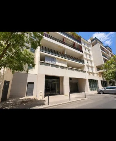 T3 65 m² avec balcon - 2 chambres - Ascenseur