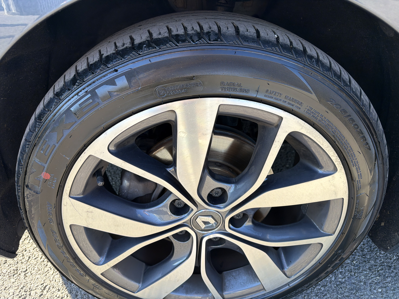 Renault Mégane IV Estate dCi 110 Energy — photo 23