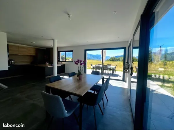 Maison contemporaine 130m2- Vue montagnes - Coteaux de Moirans