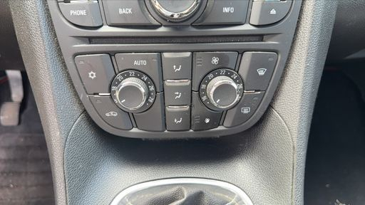 Opel Meriva 1.4 Twinport 120 - Cosmo – 2016 – 110148 km – Essence – Boîte Manuelle — photo 14