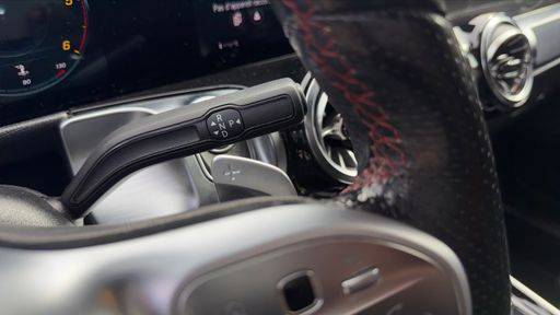 Mercedes Classe GLB 200 d 2.0 d 16V 8G-TRONIC 150 cv - AMG Line – 2021 – 93879 km – Diesel – Boîte Automatique — photo 7