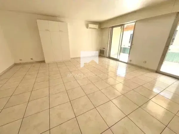 Appartement 2 pièces 66 m²